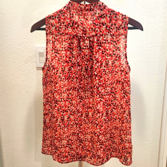 Banana Republic Printed Sleeveless Blouse - Picture 3 of 4